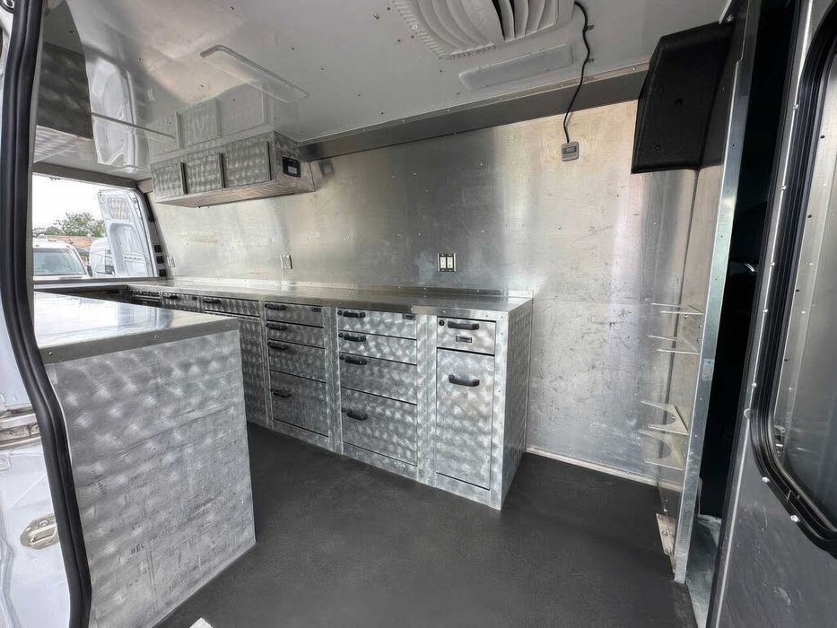 Mercedes-Benz Sprinter      2018