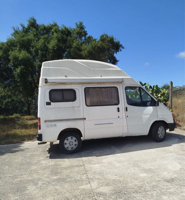 Autocaravana Ford Transit 1989 – Clássica