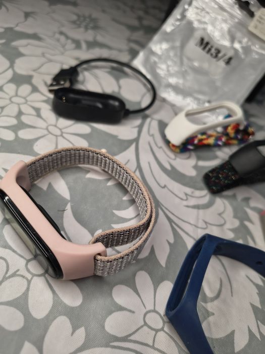 Opaska smartwatch Xiaomi mi band 4