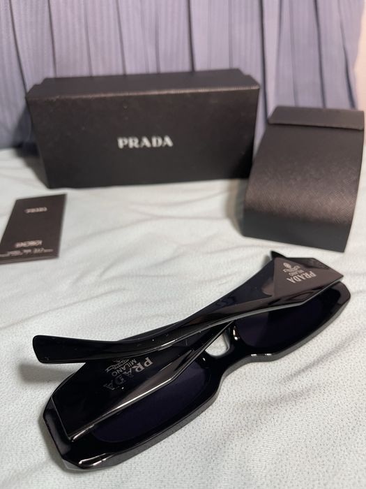 Okulary prada oryginalne nowe przeciwsloneczne sunglasses