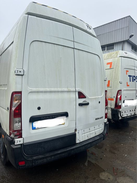 para-choque traseiro Renault master III 2.3 dci  ano 17/21
