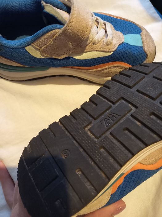 Кросівки Zara 27-28