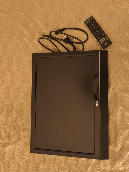 Телевизор 22'' LG (Корея)