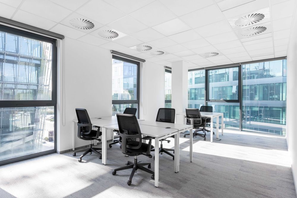 Wynajem biura w Krakowie: Prywatna 5-osobowa powierzchnia biurowa w prestiżowej lokalizacji Regus Equal Park Building B