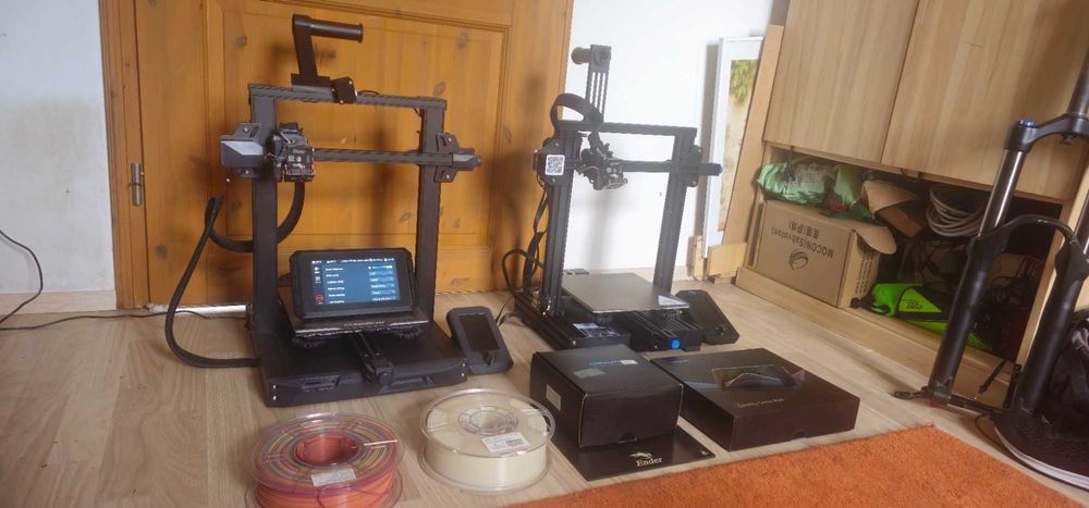 Zestaw drukarek 3D Creality Ender 3 S1 Pro/Ender 3 V2 + Akcesoria