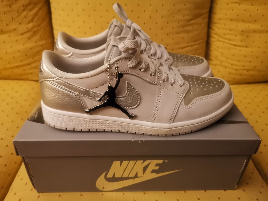 Sapatilhas homem Nike Jordan 1 Retro OGseries limitada novas. Tam. 42