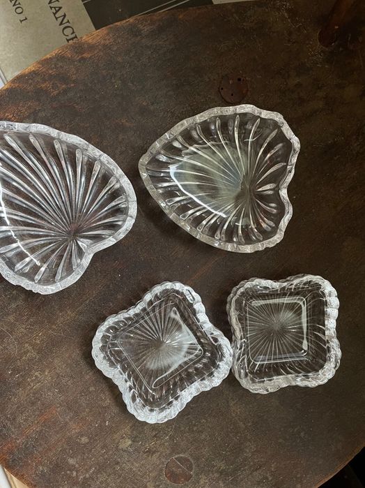 2 Glass Boxes64752410101378122