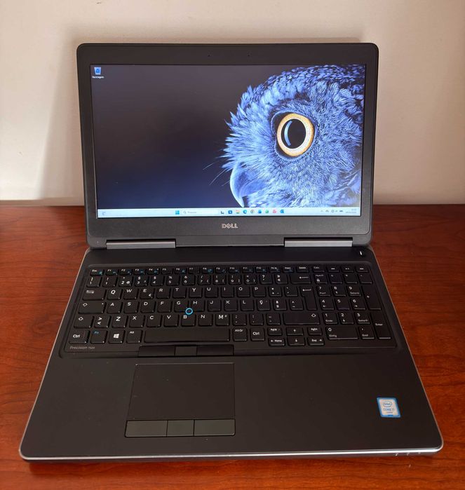 Dell Precision 7520 15.6"FulHD|i7-6820HQ|32G Ram|Ssd 1TB|Quadro M1200|