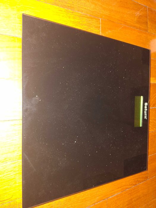 Ваги вживані Saturn ST-PS0294