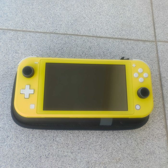 Nintendo Switch Lite Completa + 128GB