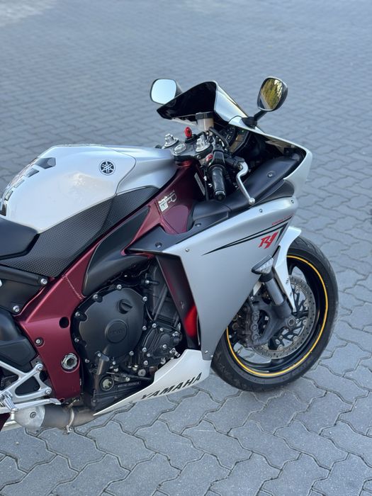 Yamaha R1 2010 Cross Planei4
