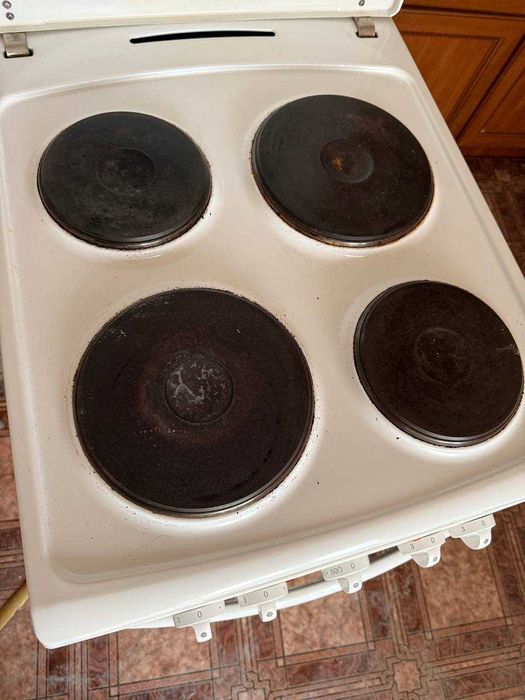 Електрична плита Hansa FCEW 51001011