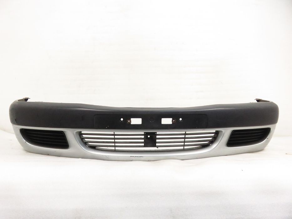 Zderzak Przód Toyota Corolla VIII (e11)