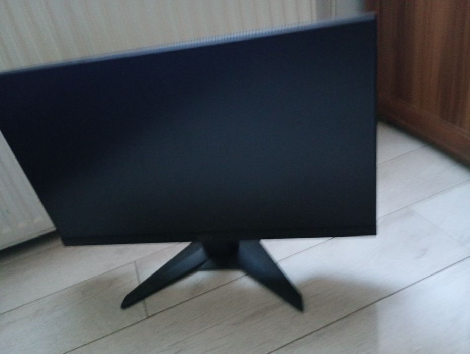 Sprzedam komputer gamingowy + monitor MSI 180hz