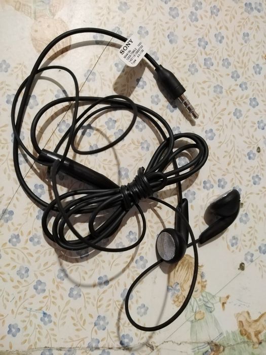 Vendo auriculares de Sony novo