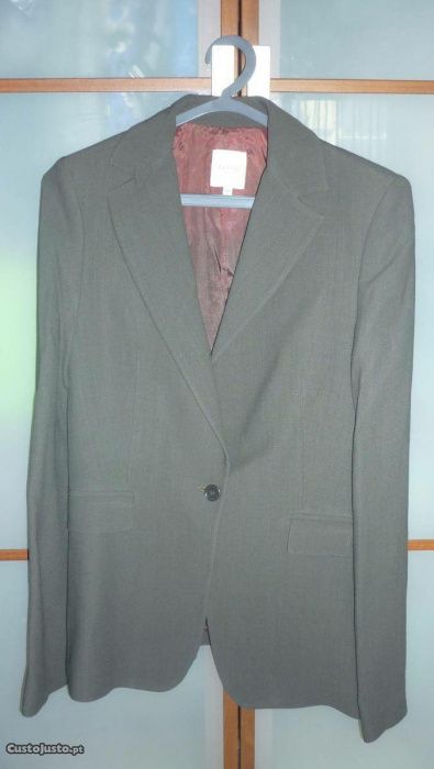 Casaco Clássico -T 36