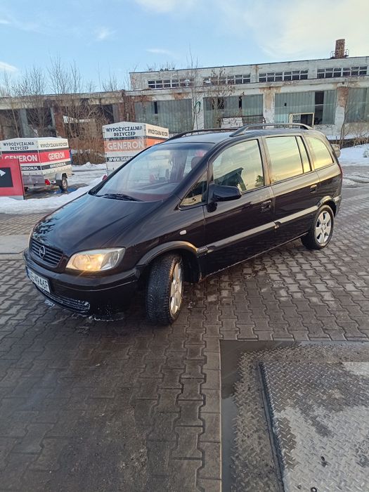 Zafira 7 osobowa 2.2lpg automat , sprzedam zamienię