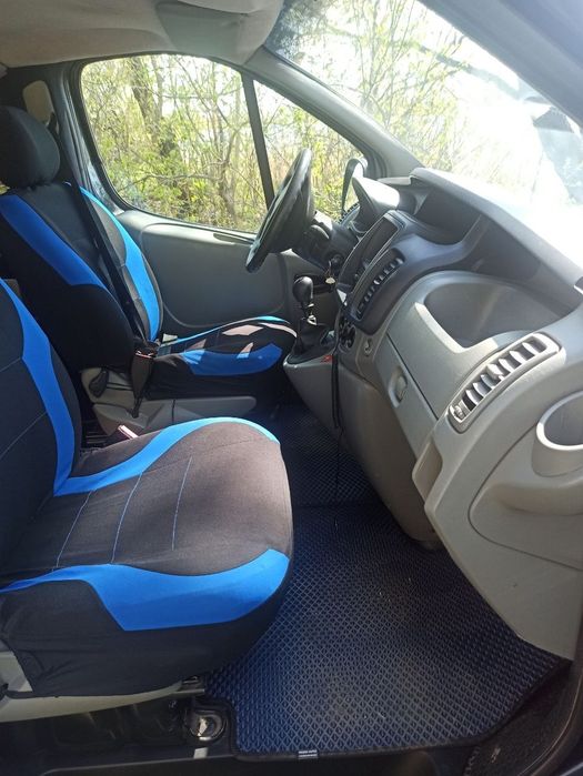 Opel Vivaro 2011