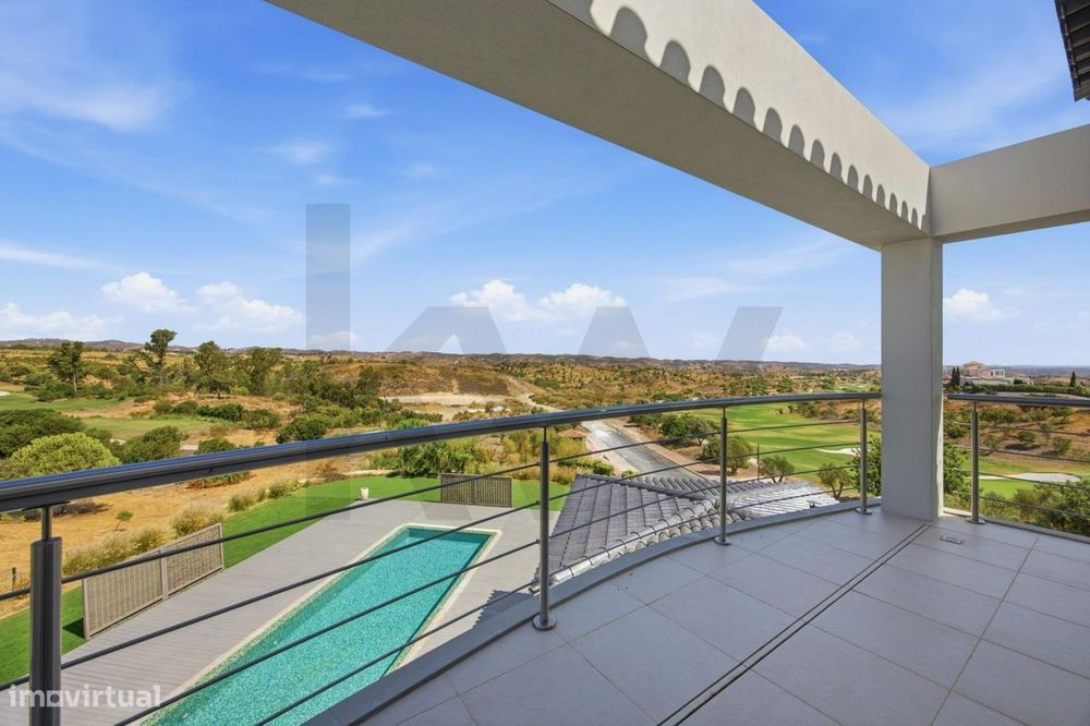 Exclusiva Villa de Luxo com Vista Mar e Golfe | Monte Rei Golf & Count