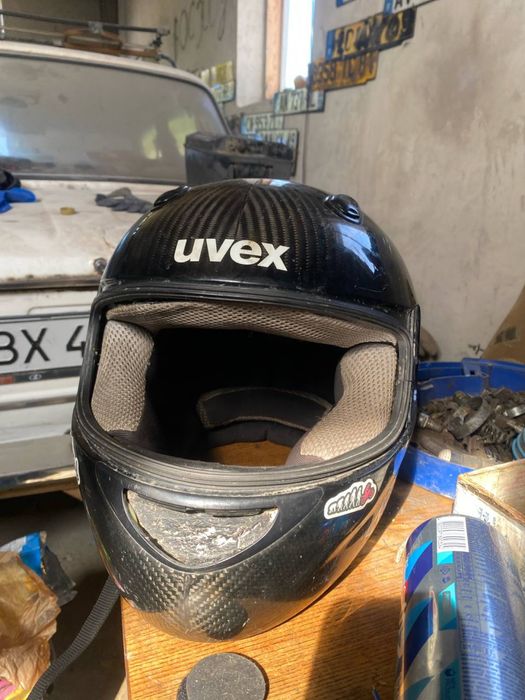 Карбоновий мотошолом Uvex Helix RS 750 Carbon (оригінал)