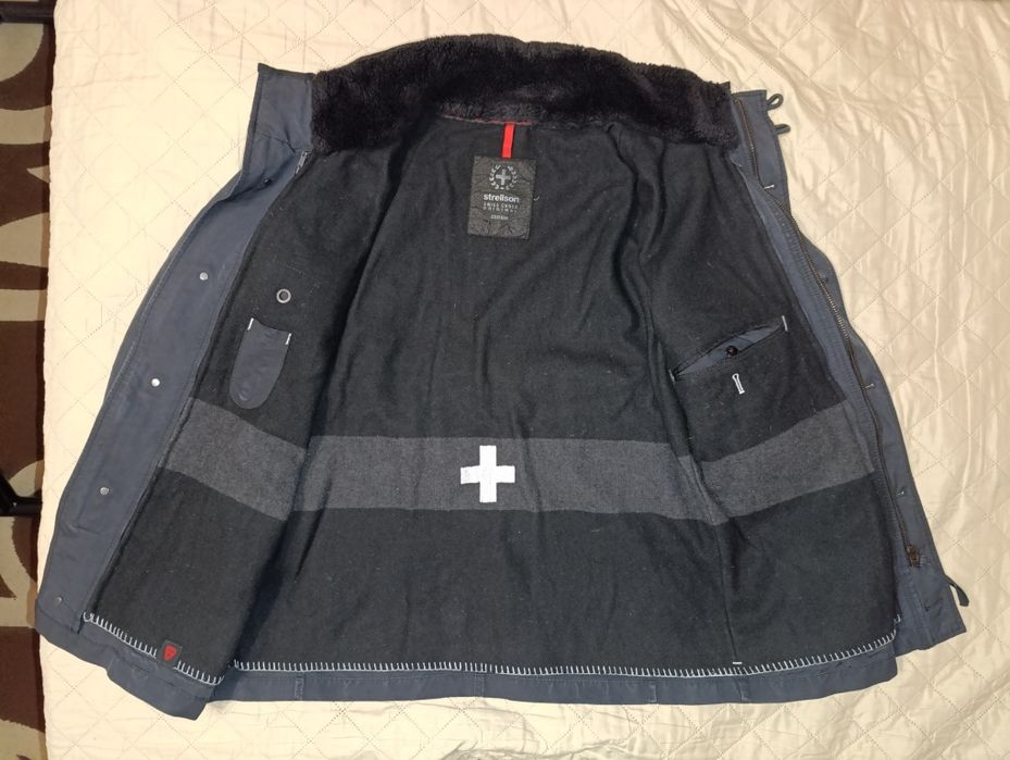 Швейцарская куртка Strellson Swiss Swiss Cross Squad-W р.52