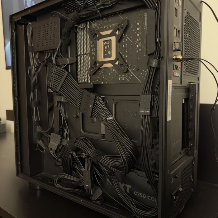 PC Gamer i5-14400F | RX 9060xt 16GB | 1440p Alto FPS