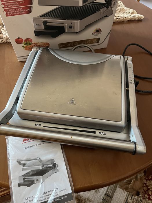 Гриль електричний MGR-10M