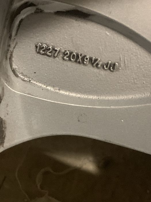 ДИСКИ  5 120 20 Range Rover BMW+ГУМА 275/45R20