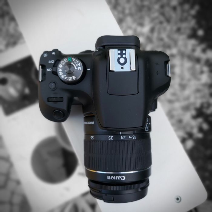 Câmara Fotográfica Cannon 2000D64729518351873123