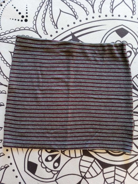 Spódnica mini w paski rozmiar M