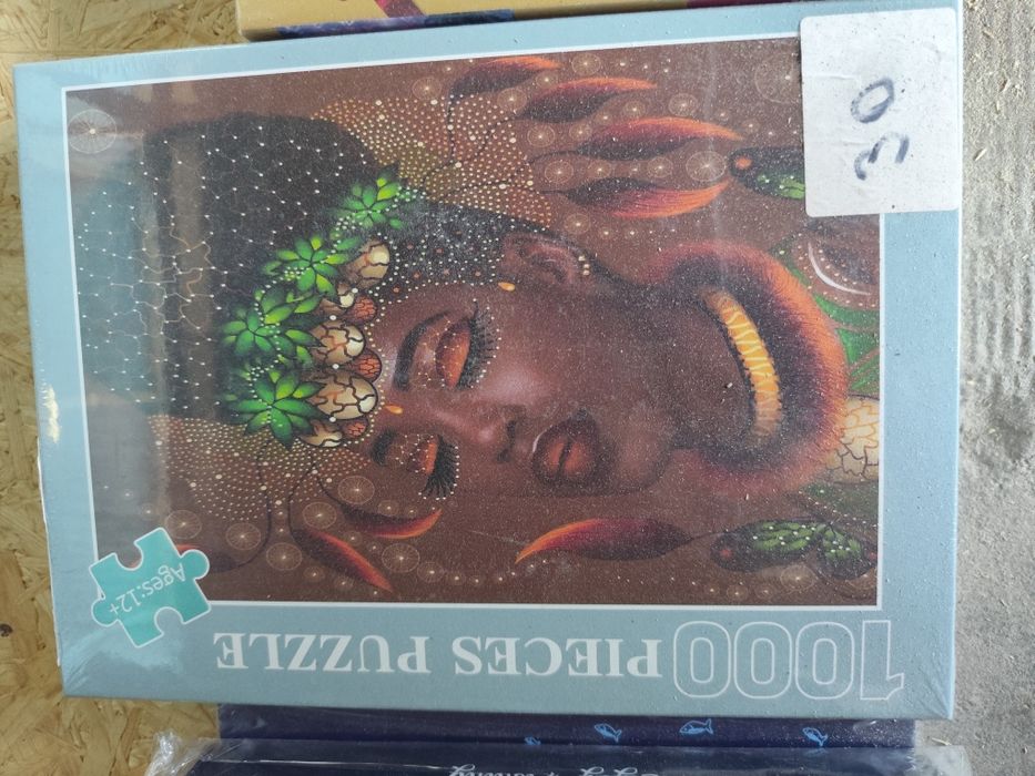 Puzzle 1000 elementów – Artystyczny portret kobiety