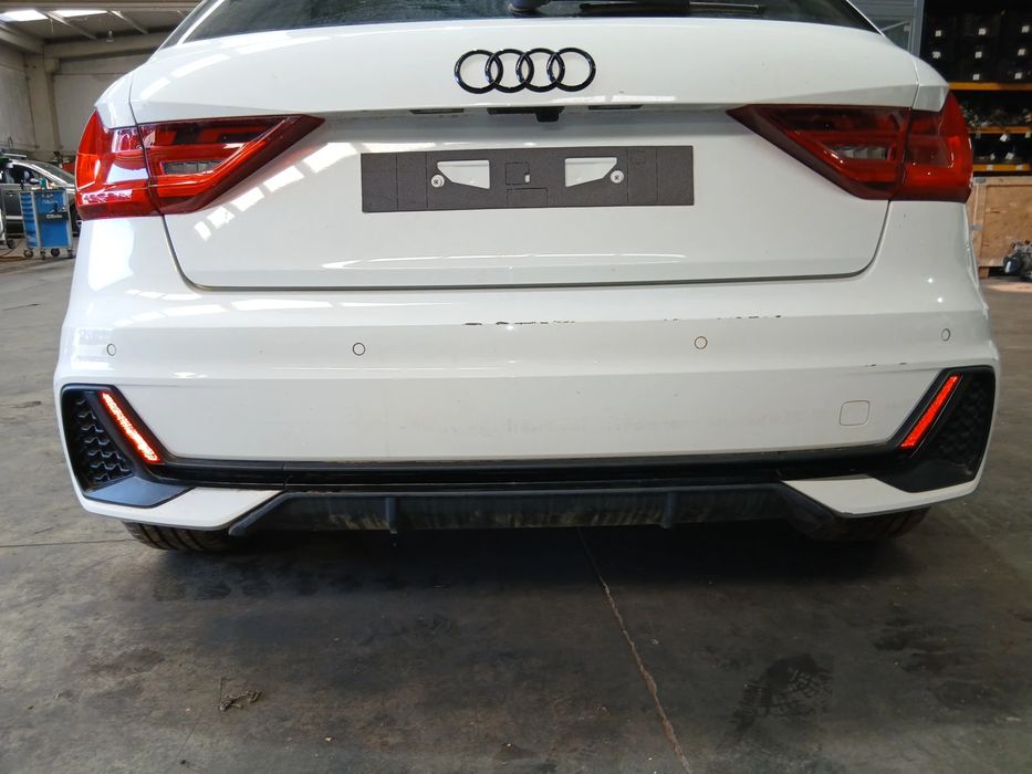 Pára-choques trás AUDI A1 Sportback (GBA)