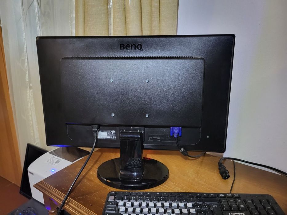 Монітор Benq 24 Діагональ