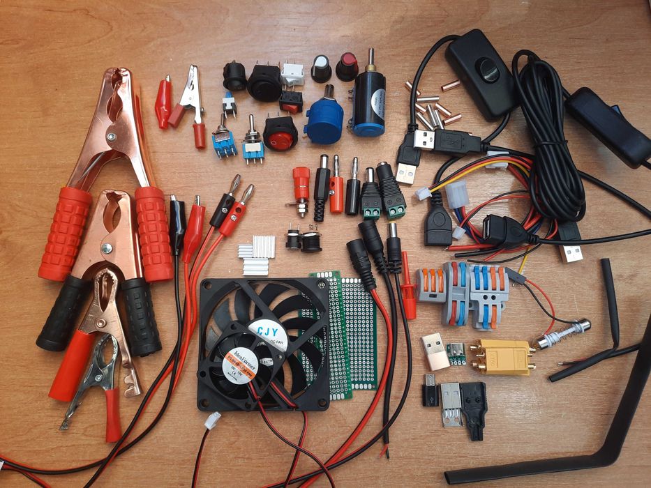 Триггер , зарядка для телефона USB. QC 3.0 Ip2312 CN5711 повербанк