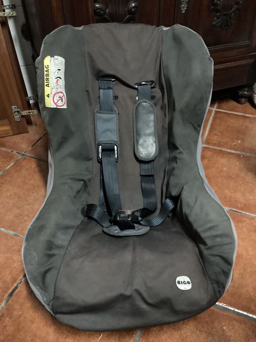 Cadeira auto para crianças em bom estado