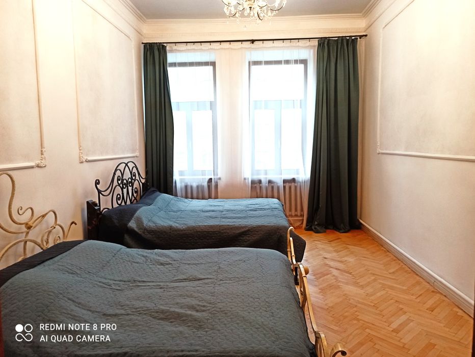 Подобово центр 3 кімн.для 6-8 оіб біля Оперного театру