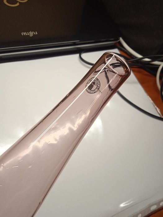 Ваза, бутылка ручной работы. Стеклянная ваза. Вдувное стекло