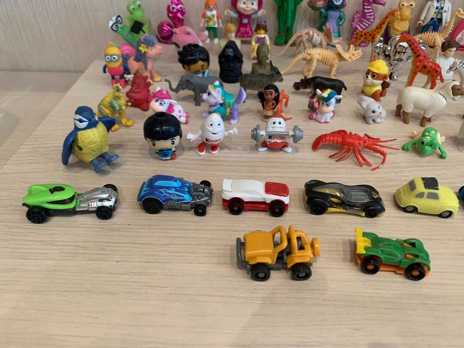 Продам игрушки, миниатюрные фигурки, продажа одним лотом