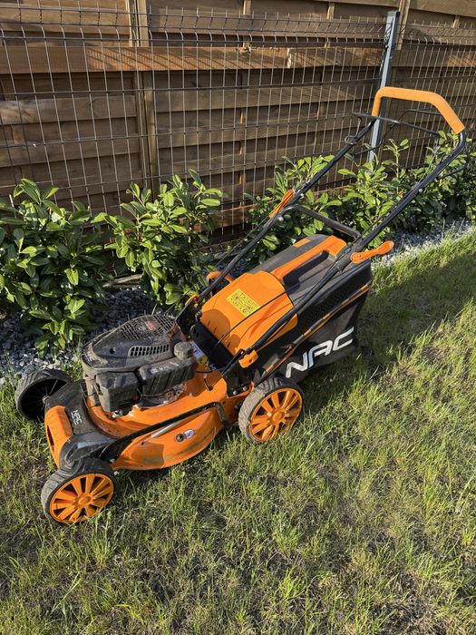 Wielgowo wynajem Kosiarka spalinowa 2.1kW z napędem NAC