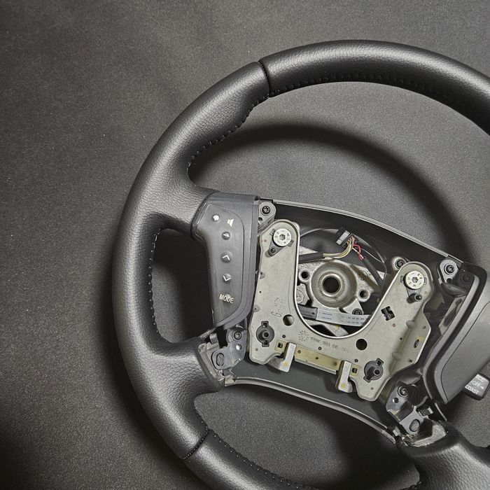 Руль Toyota Avensis T25 після перетяжки, на обмін