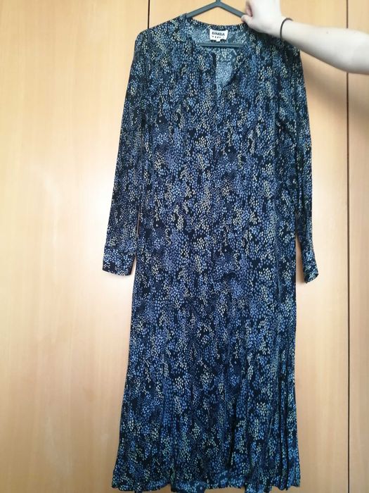 Vestido Bimba Y Lola fundo preto