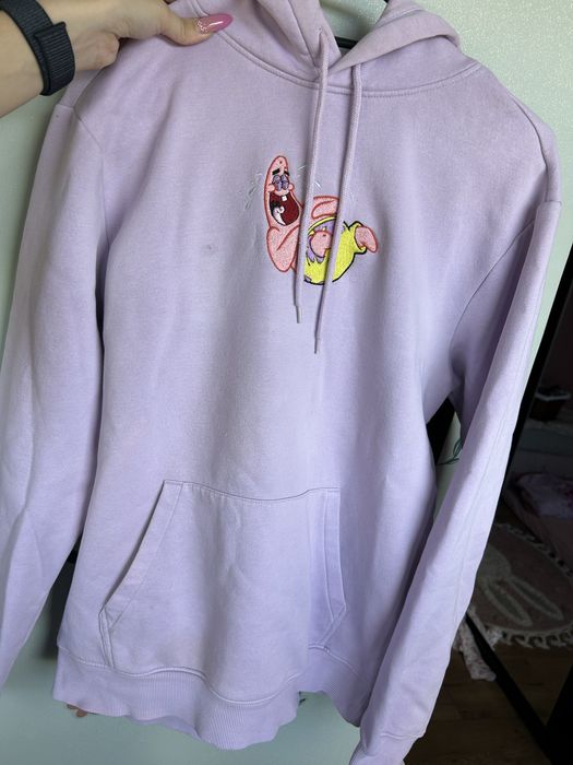Liliowa bluza spongebob Patryk H&M 36