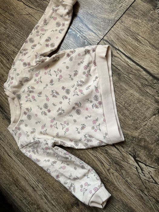 Речі для дівчинки