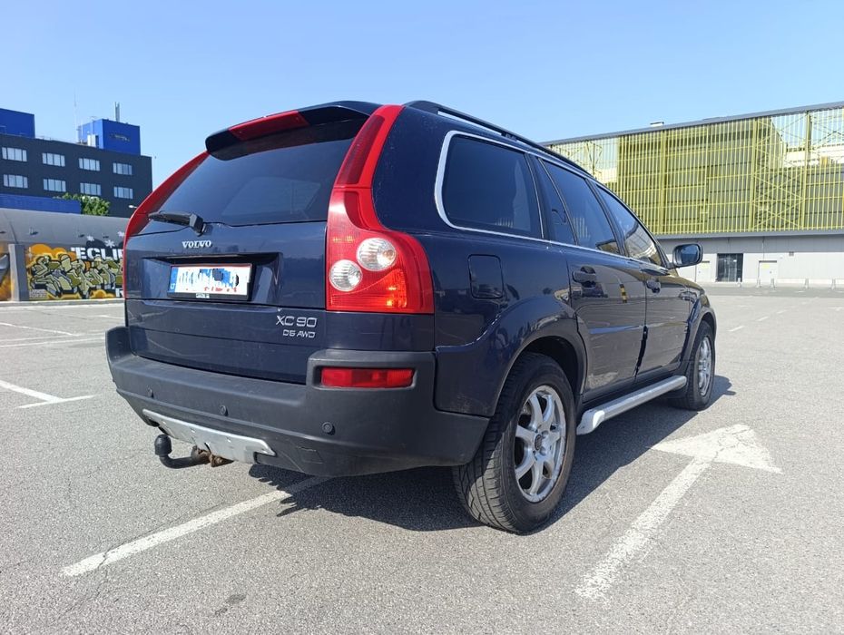 Volvo XC90 2003 года