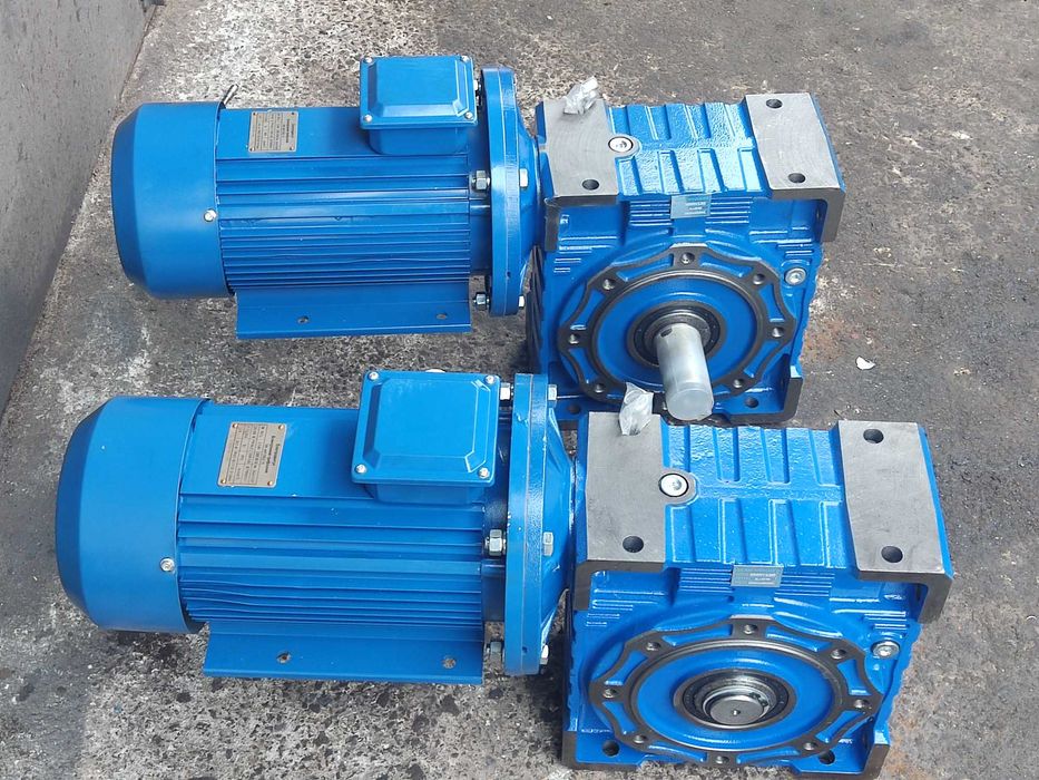 Мотор-редуктор NMRV30, 40, 50, 63, 90, 110, 130, 150 с мотором