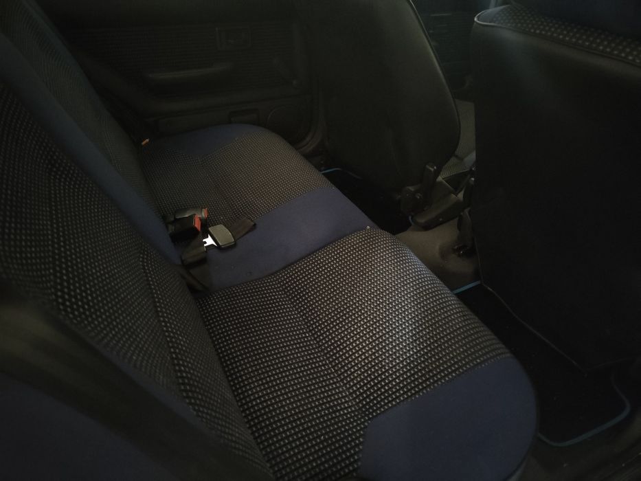 Peugeot 106 (1.0)