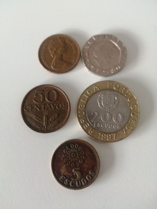 Vendo lote de 10 moedas variadas (portes incluídos)