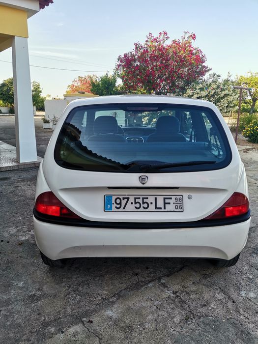 Lancia y elefantino Blu