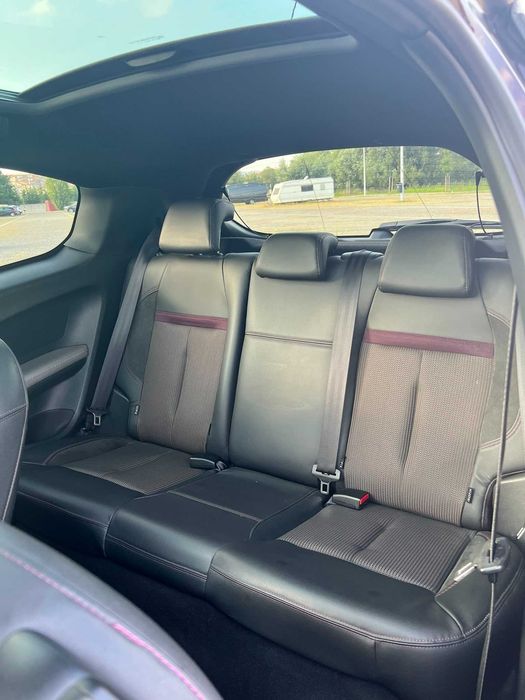 PEUGEOT 208  Full Extras