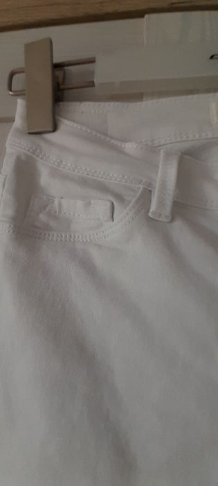 Biale spodnie skinny Tally Weijl.Rozm 36.